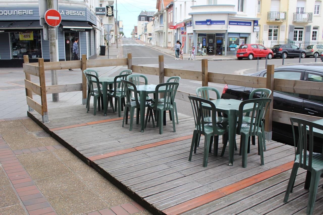 Le Voltaire Hotel Berck Buitenkant foto