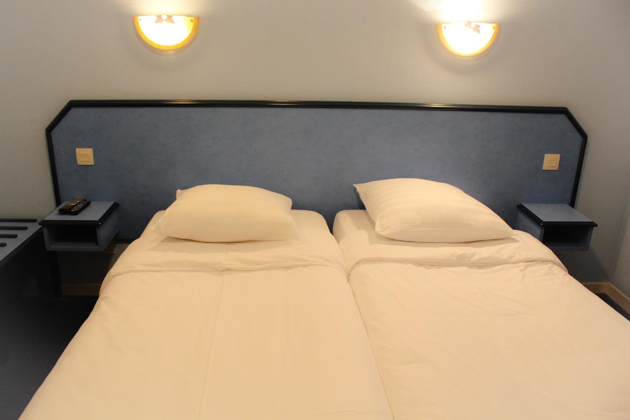 Le Voltaire Hotel Berck Buitenkant foto