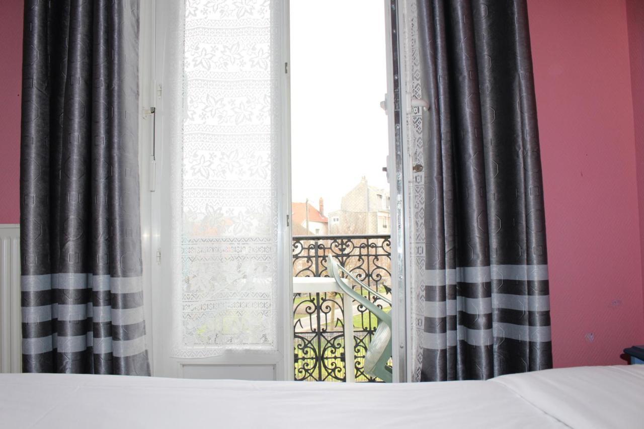 Le Voltaire Hotel Berck Buitenkant foto