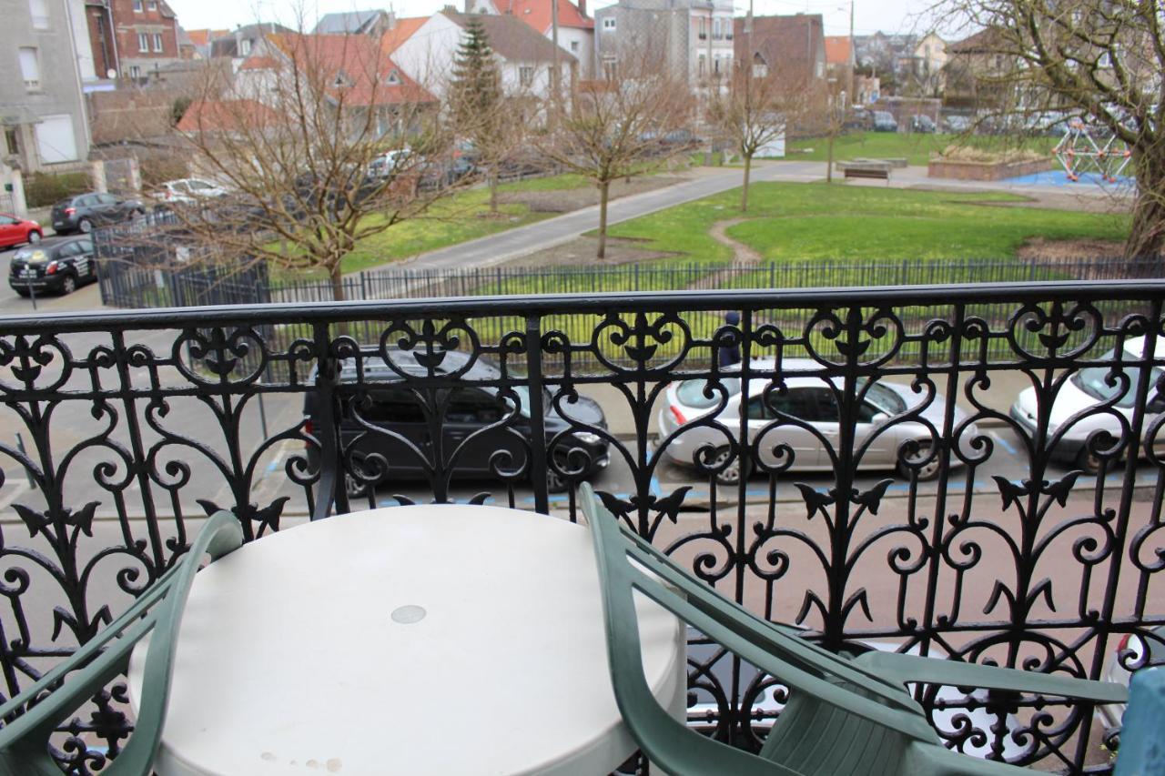 Le Voltaire Hotel Berck Buitenkant foto